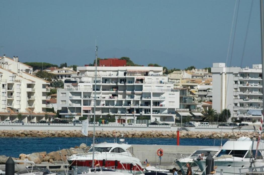 Passeig Del Mar - Apartamentos Primera Linea L' Escala Eksteriør billede