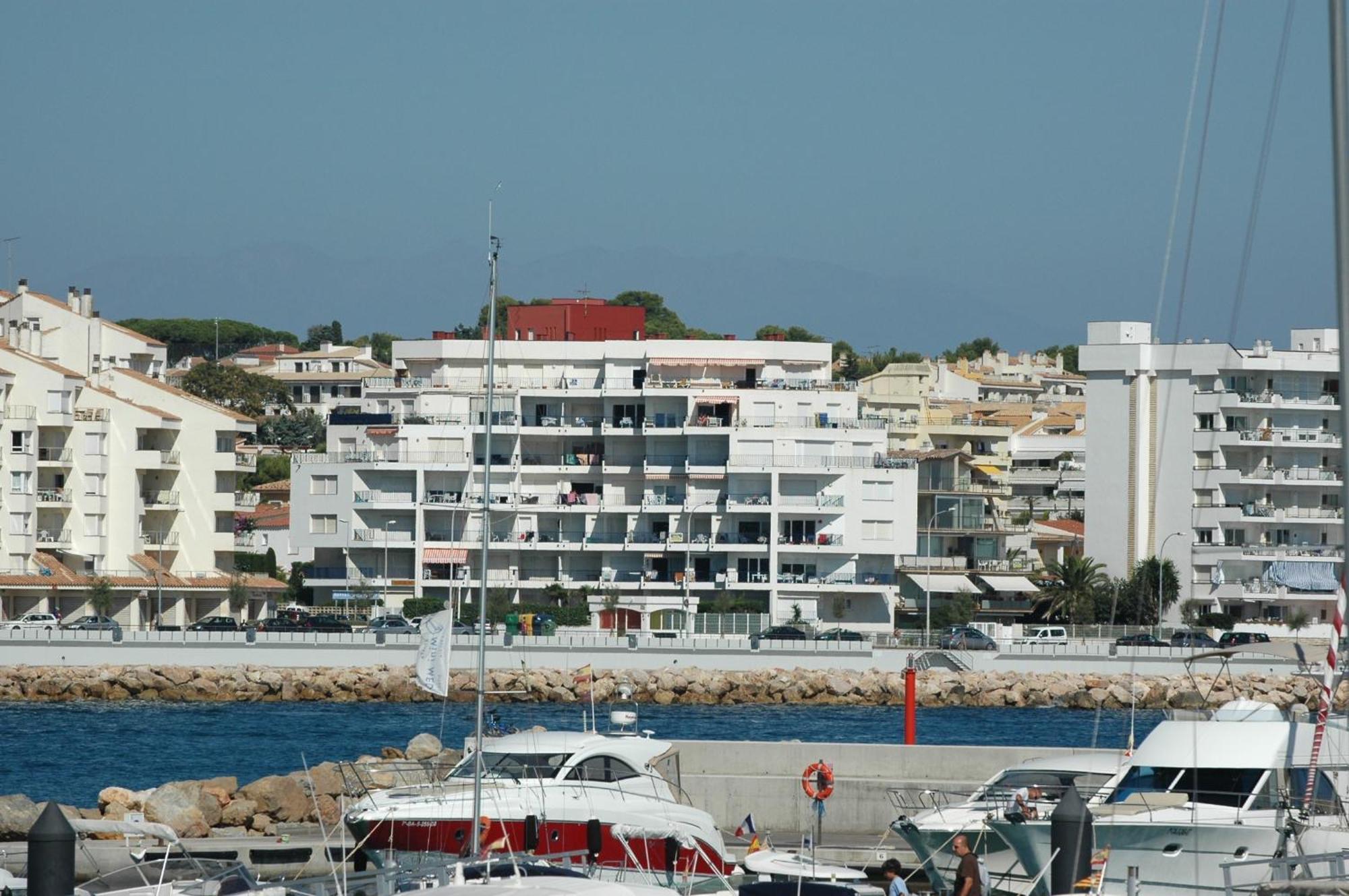 Passeig Del Mar - Apartamentos Primera Linea L' Escala Eksteriør billede