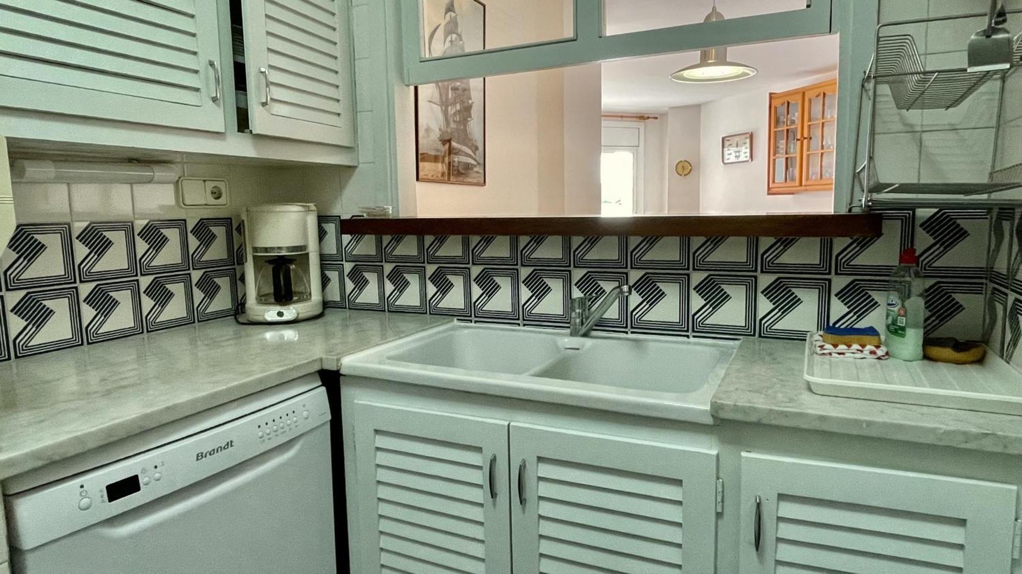 Passeig Del Mar - Apartamentos Primera Linea L' Escala Eksteriør billede